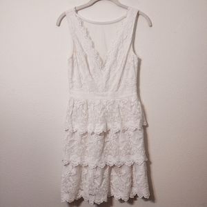 Nikibiki White Lace Tiered Sleeveless Dress S